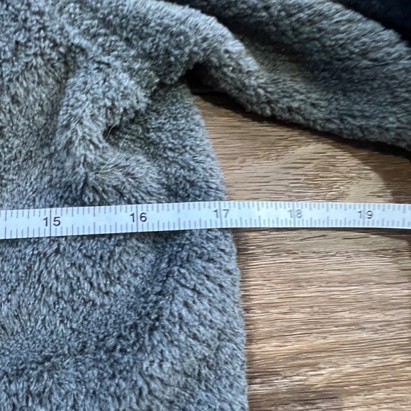 Patagonia Women's Re-Tool Half-Snap Fleece Pullover Gray/Maroon Size Small - Picture 8 of 10